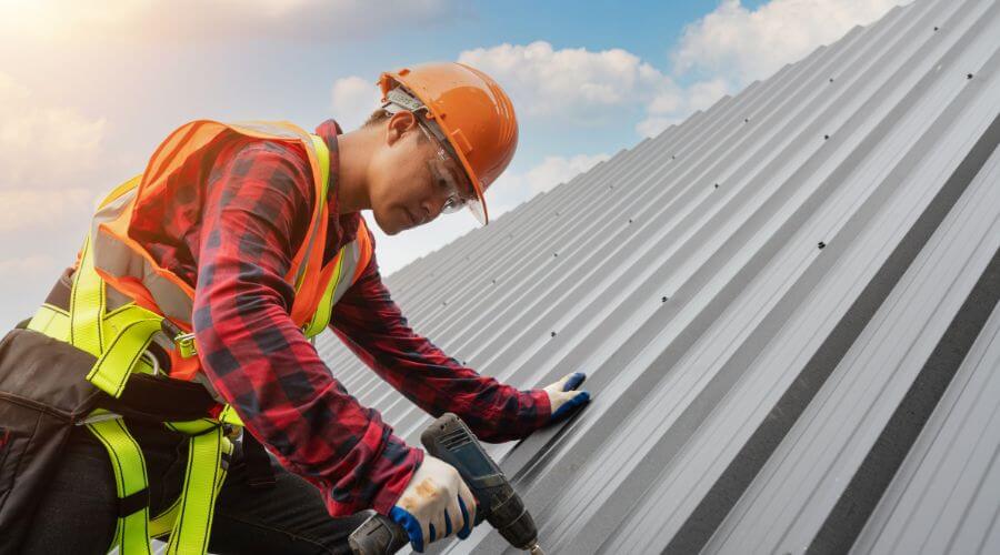 Owens Corning roofing contractor in Lenox, IA